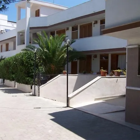 Ξενοδοχείο με διαμερίσματα Milano